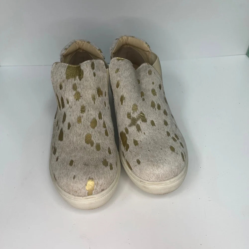 Matisse Cowhide Slip-On Booties Women’s Size 10 Gold Foil Accent Shoes